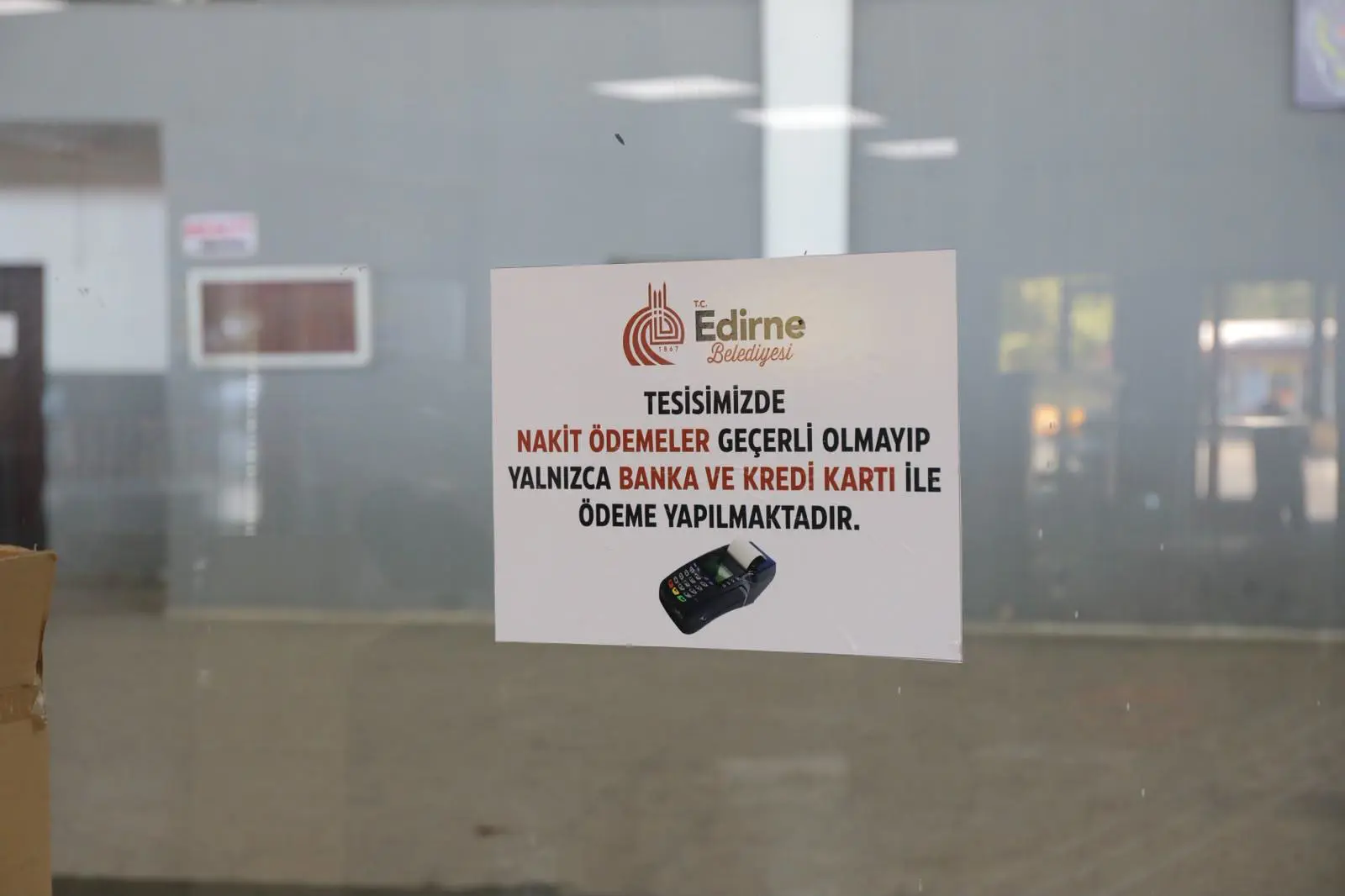 EDİRNE OTOGARI’NDA DÖNÜŞÜM SÜRÜYOR: TERMİNAL LOKANTASI HİZMETE AÇILDI galeri görseli